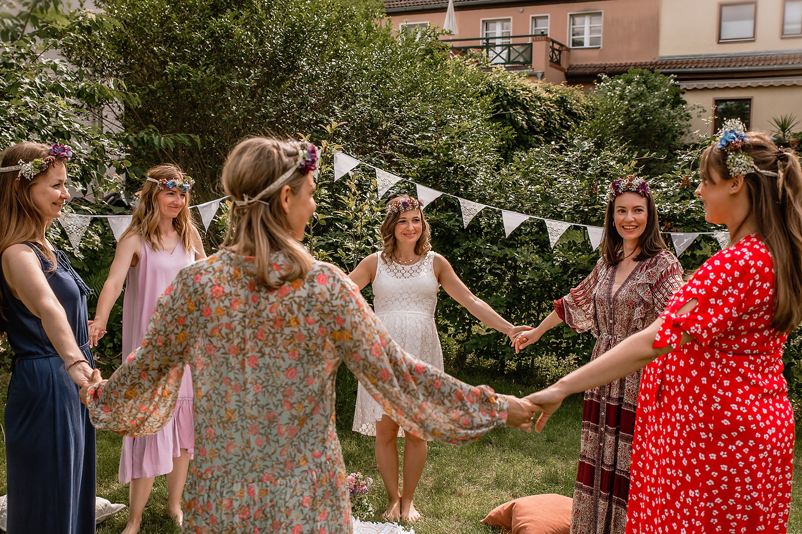 Frauen feiern Blessingway in Berlin mit Patrycja Formella